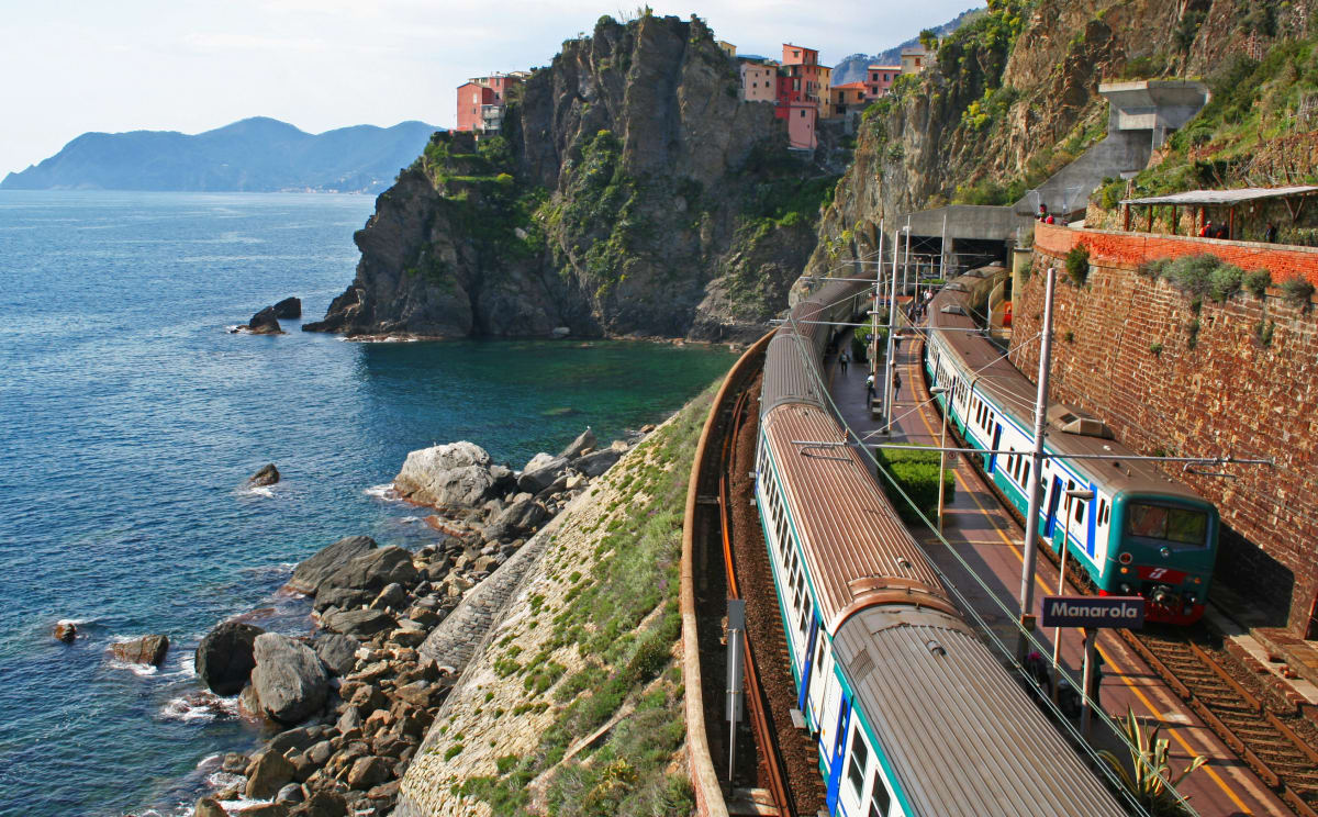 cinque terre tour zug